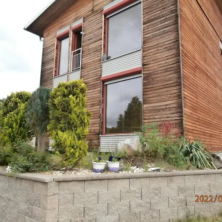 V Dřevěném Domě Apartamento *