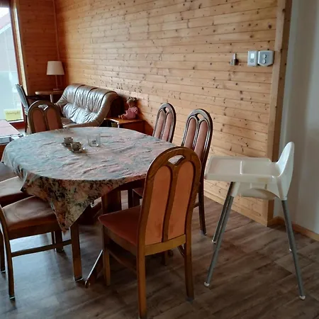 Apartamento V Dřevěném Domě *